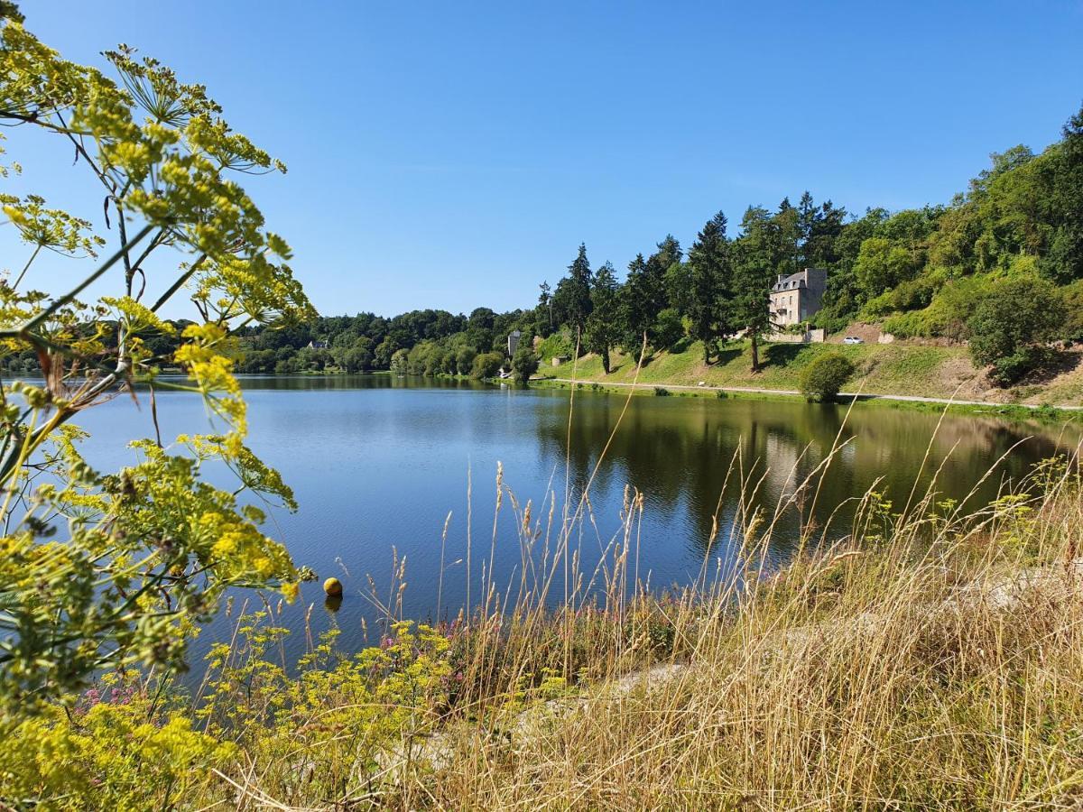 Les Forges Du Lou Apartment Jugon-les-Lacs Exterior photo